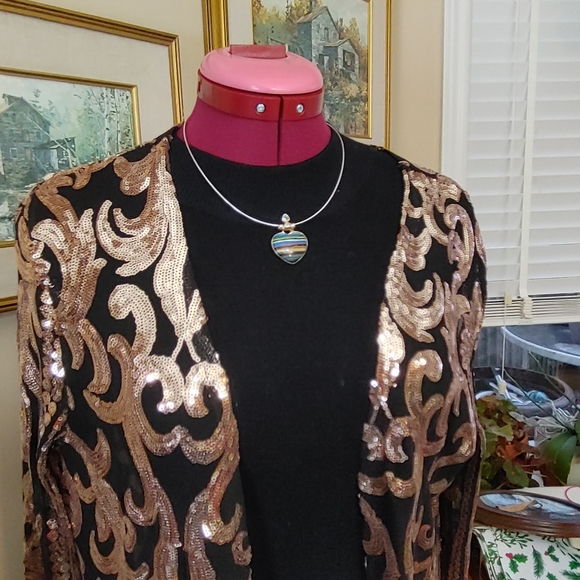 Heart Pendant with blue topaz crystal - Picture 6 of 10